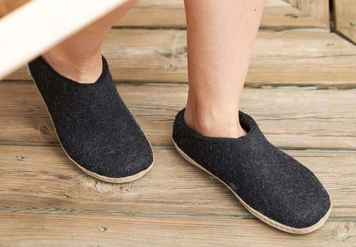 Glerups Unisex Felt Wool Slip-on Slipper with Leather Sole - Charcoal