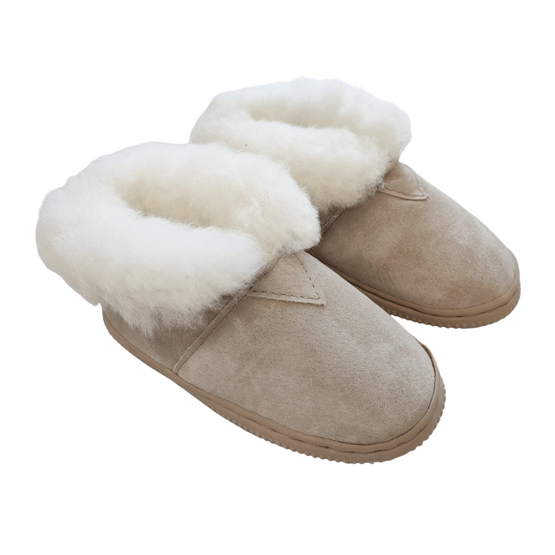 Tan best sale sheepskin slippers